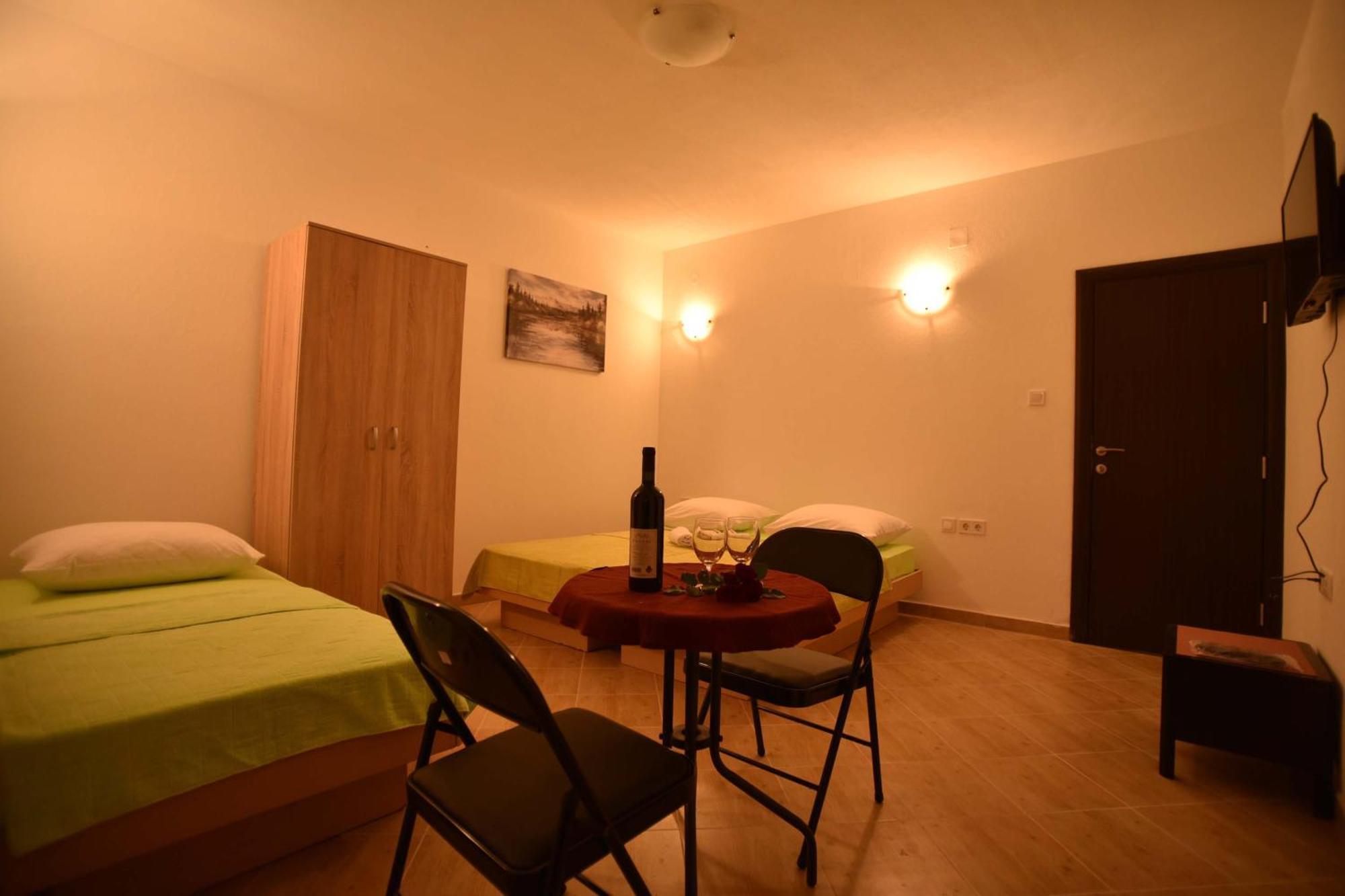 Apartmani Mihovic - Jaz Budva Zewnętrze zdjęcie